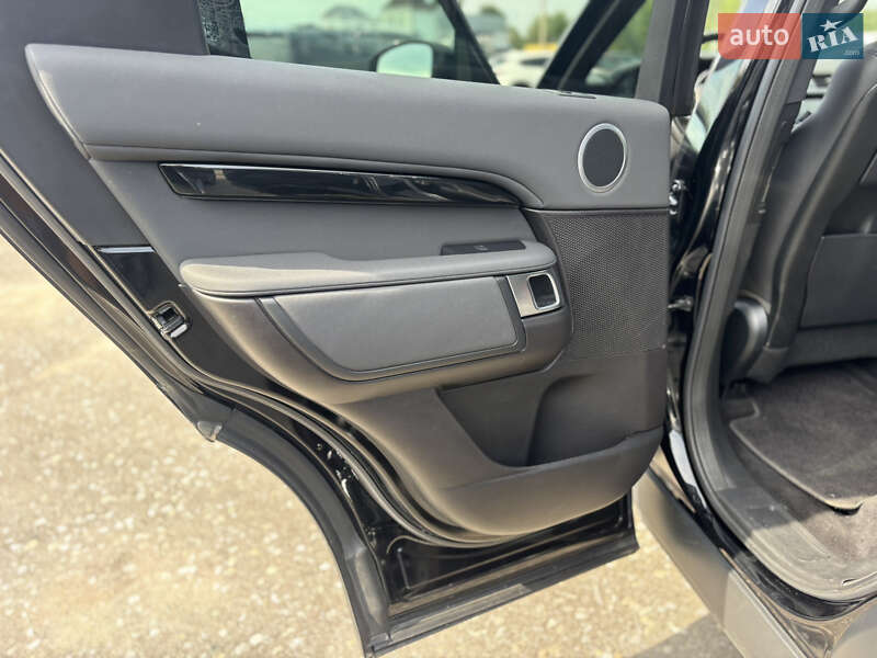 Позашляховик / Кросовер Land Rover Discovery 2018 в Києві фото 26 Позашляховик / Кросовер Land Rover Discovery 2018 в Києві