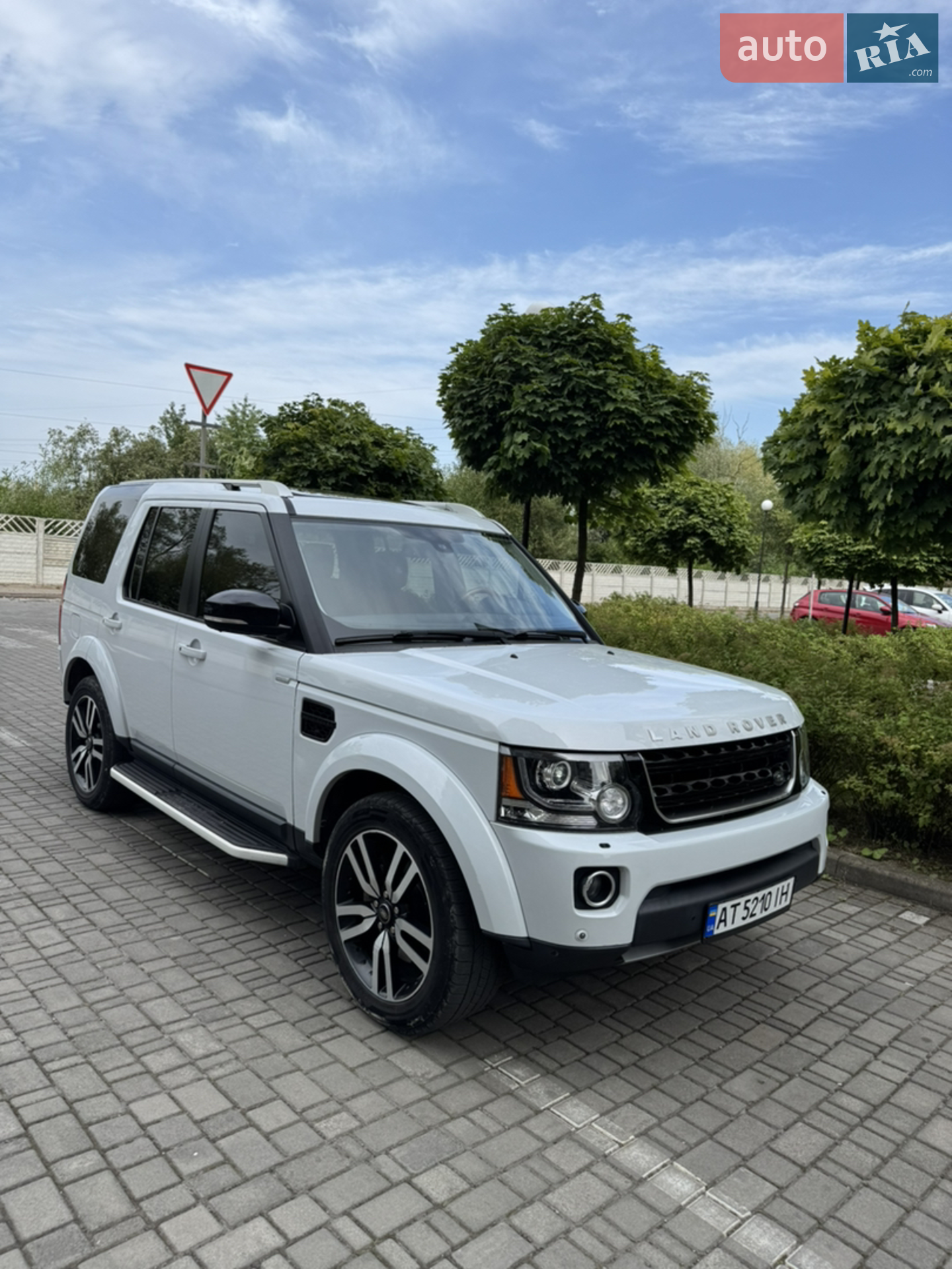 2016 Land Rover Discovery - мініатюра 3