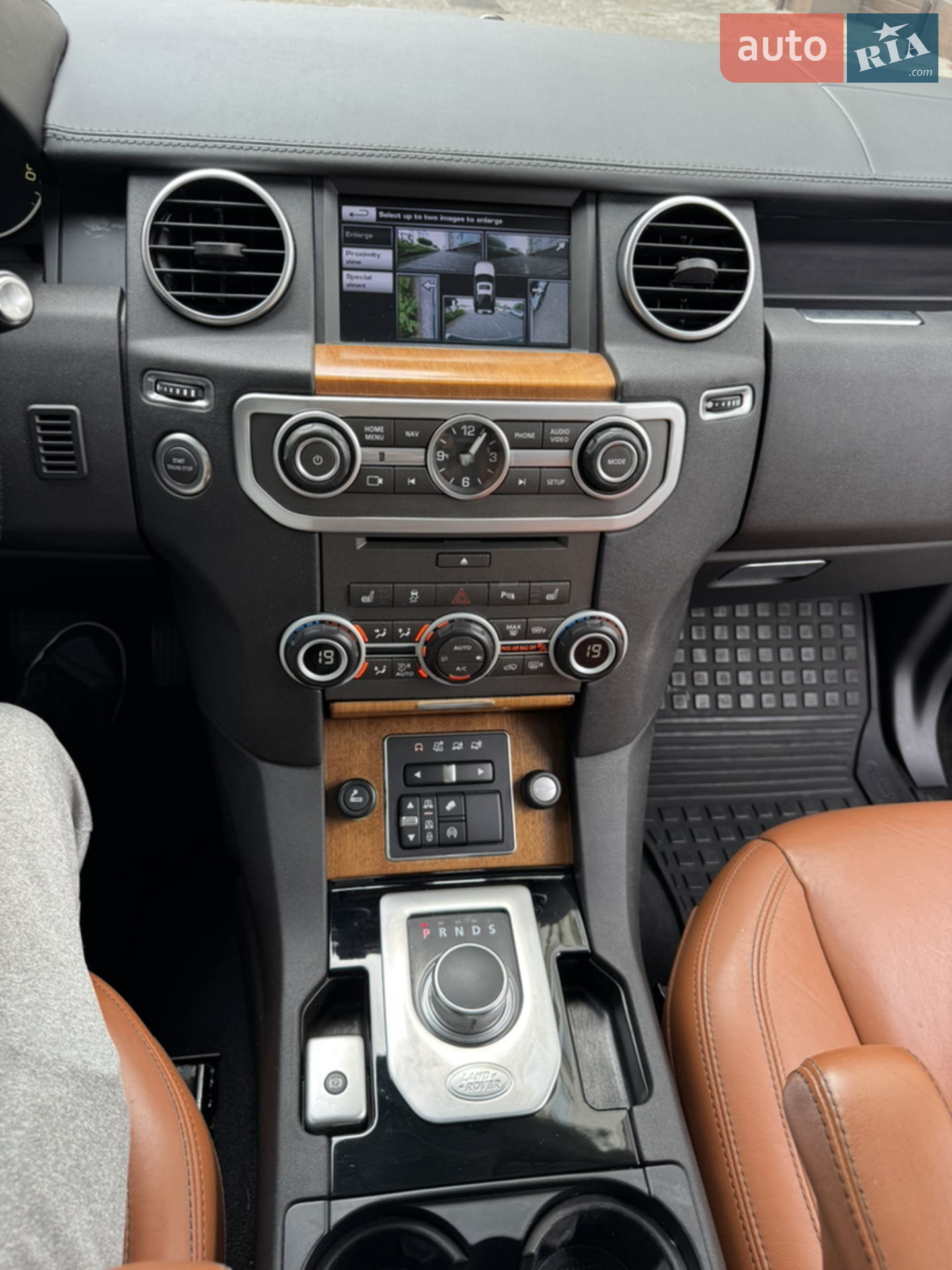 2016 Land Rover Discovery - мініатюра 36