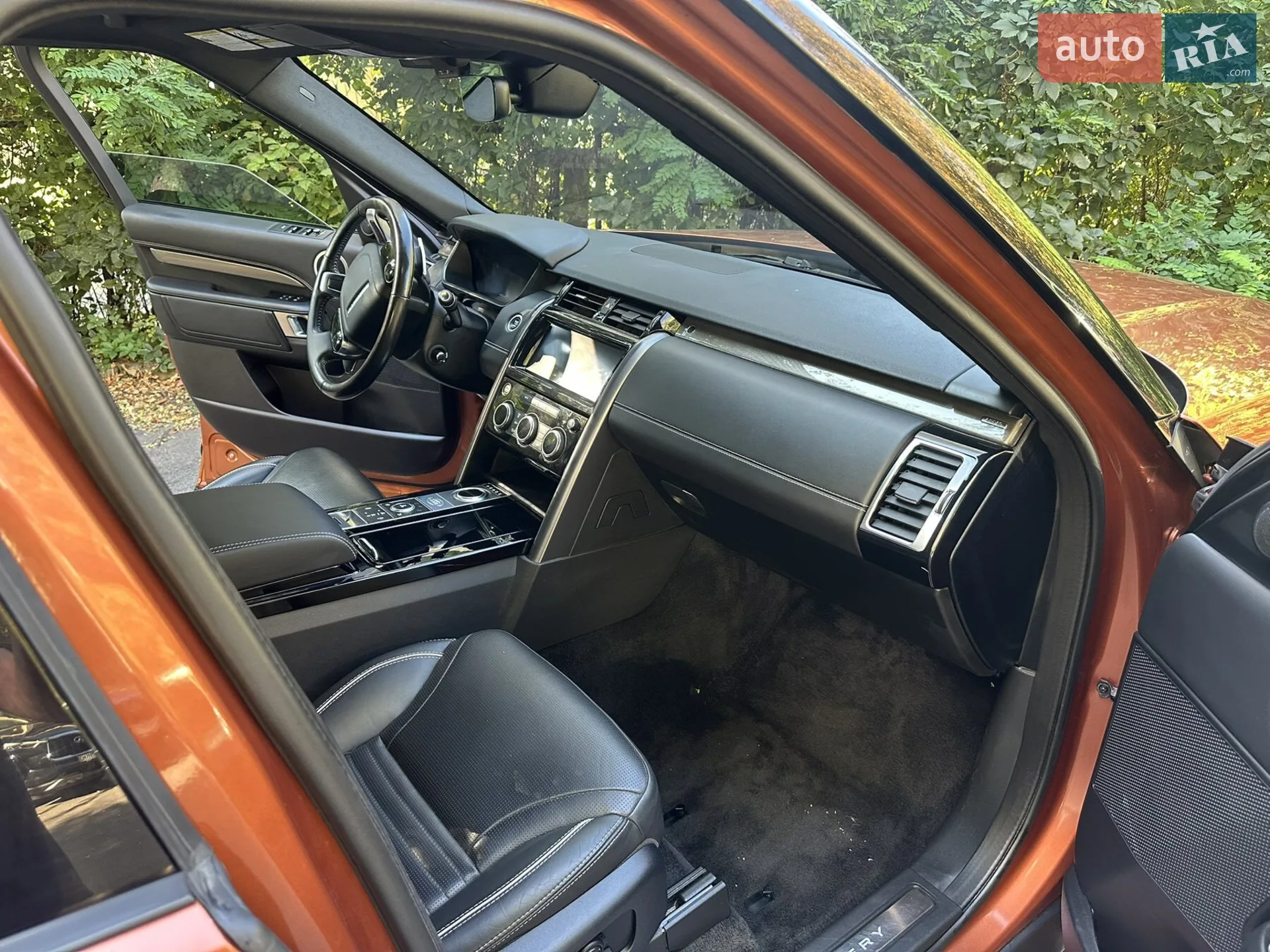 2019 Land Rover Discovery - мініатюра 8