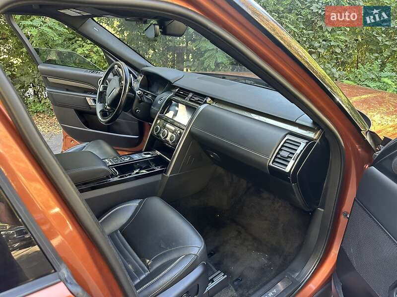 Позашляховик / Кросовер Land Rover Discovery 2019 в Києві