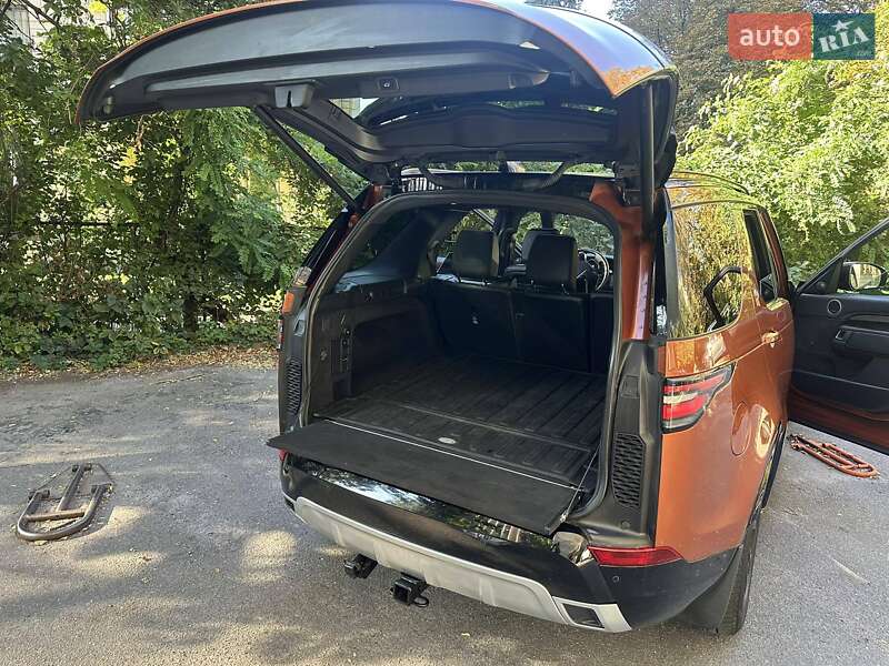 Позашляховик / Кросовер Land Rover Discovery 2019 в Києві