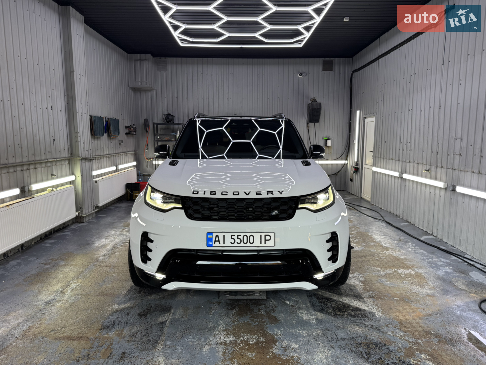2021 Land Rover Discovery - мініатюра 2