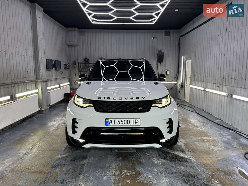 Land Rover Discovery 2021