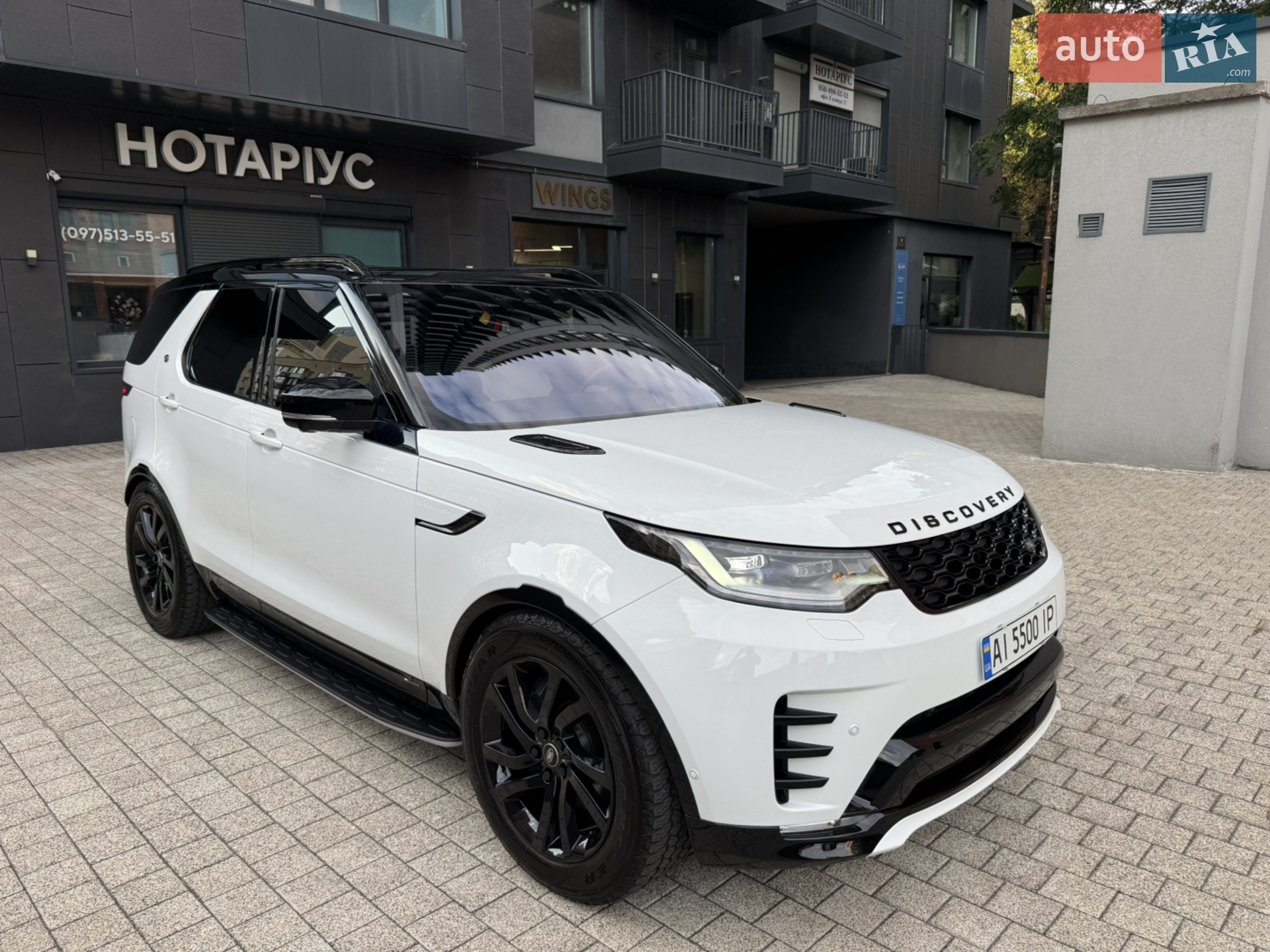 2021 Land Rover Discovery - мініатюра 12