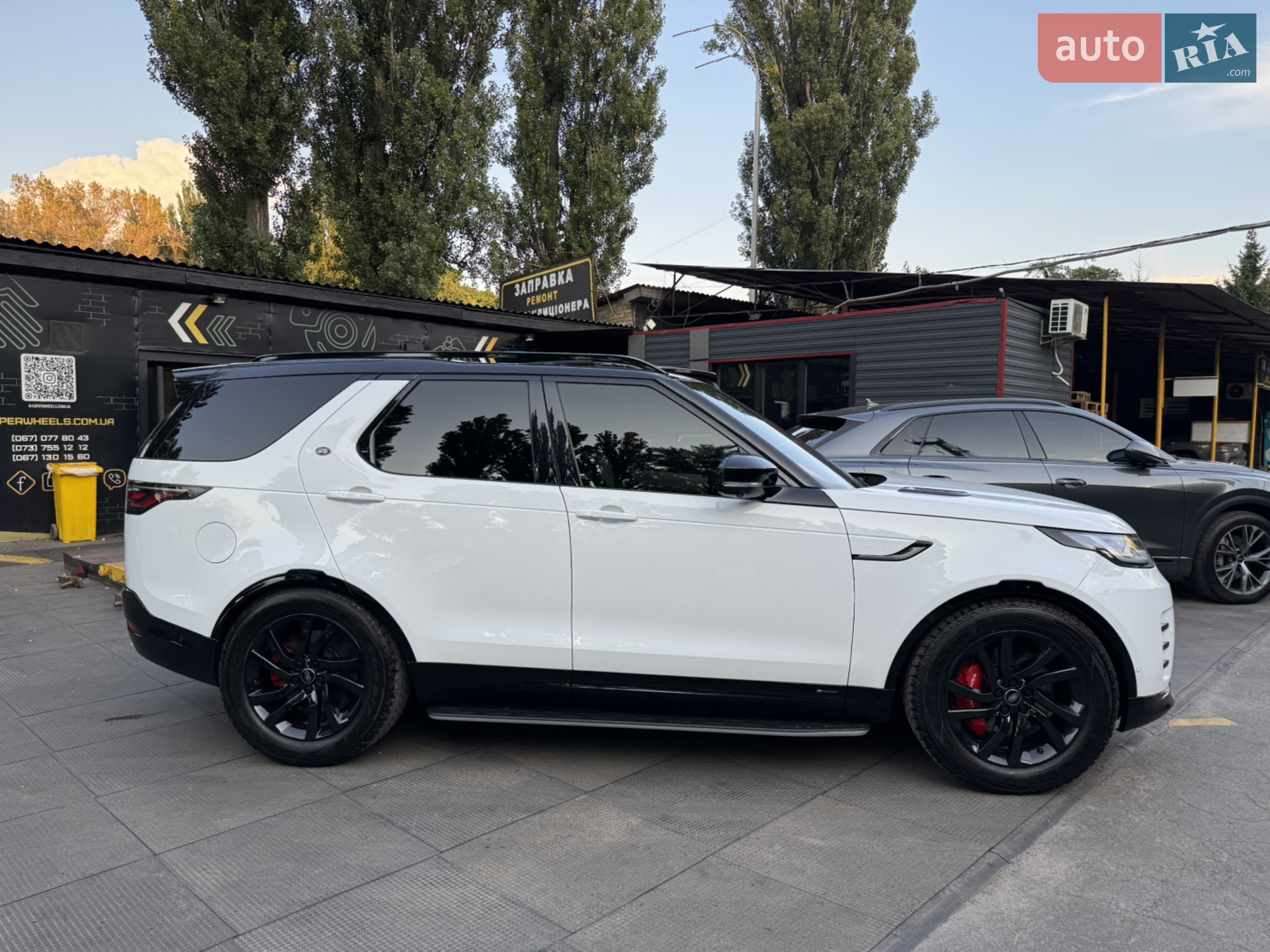 2021 Land Rover Discovery - мініатюра 8