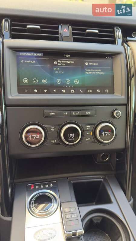 Позашляховик / Кросовер Land Rover Discovery 2018 в Дніпрі