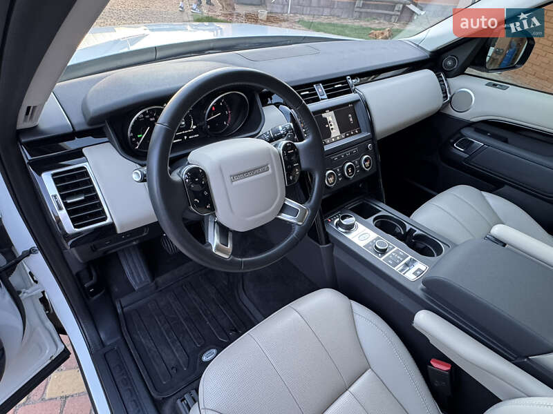 Внедорожник / Кроссовер Land Rover Discovery 2019 в Киеве фото 20 Внедорожник / Кроссовер Land Rover Discovery 2019 в Киеве