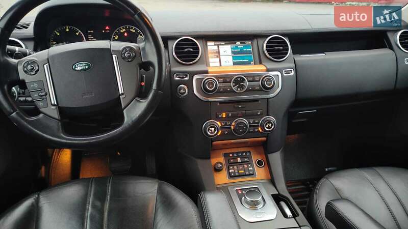 Позашляховик / Кросовер Land Rover Discovery 2013 в Києві фото 37 Позашляховик / Кросовер Land Rover Discovery 2013 в Києві