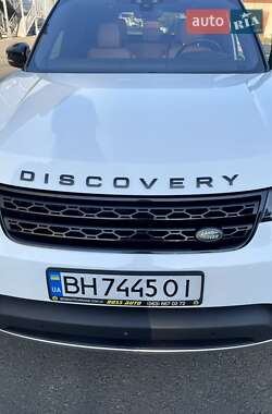 Позашляховик / Кросовер Land Rover Discovery 2017 в Одесі