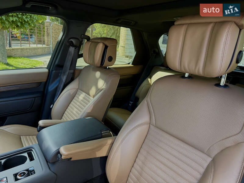 Внедорожник / Кроссовер Land Rover Discovery 2021 в Киеве