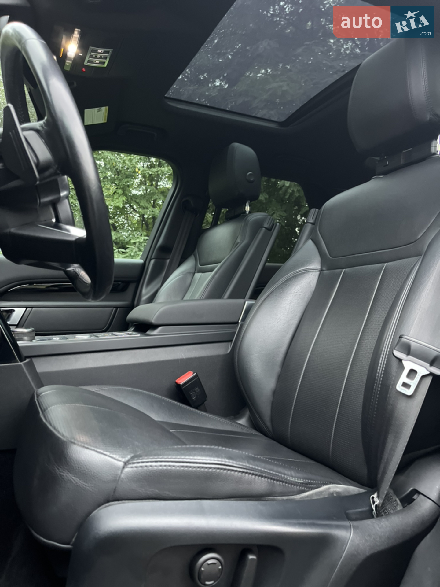 2019 Land Rover Discovery - мініатюра 8