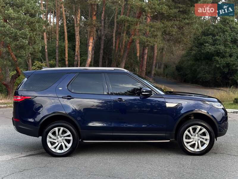 Внедорожник / Кроссовер Land Rover Discovery 2018 в Киеве