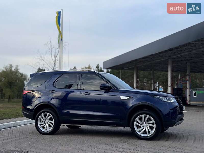 Внедорожник / Кроссовер Land Rover Discovery 2018 в Киеве