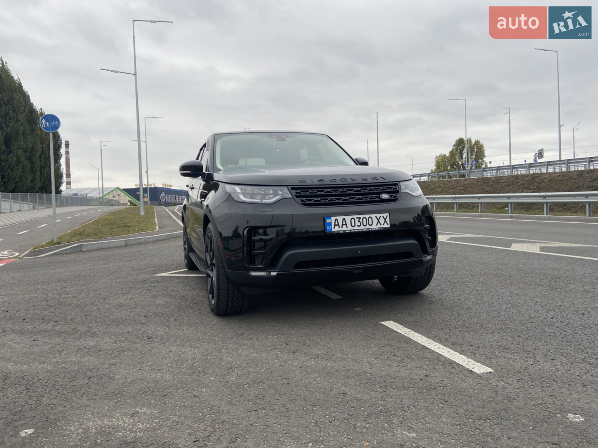 2017 Land Rover Discovery - мініатюра 56