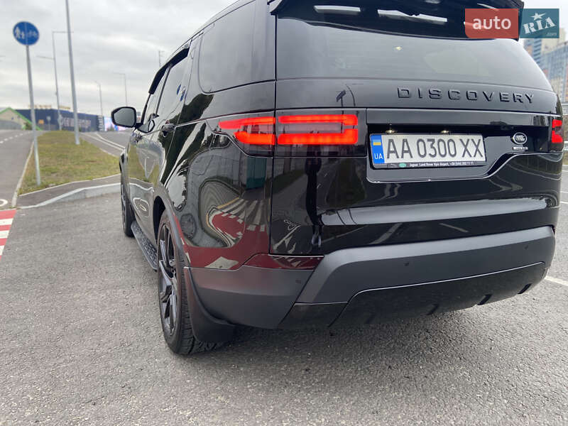 Позашляховик / Кросовер Land Rover Discovery 2017 в Києві