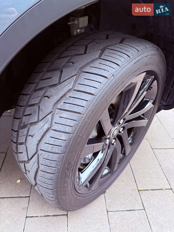 Позашляховик / Кросовер Land Rover Discovery 2019 в Києві