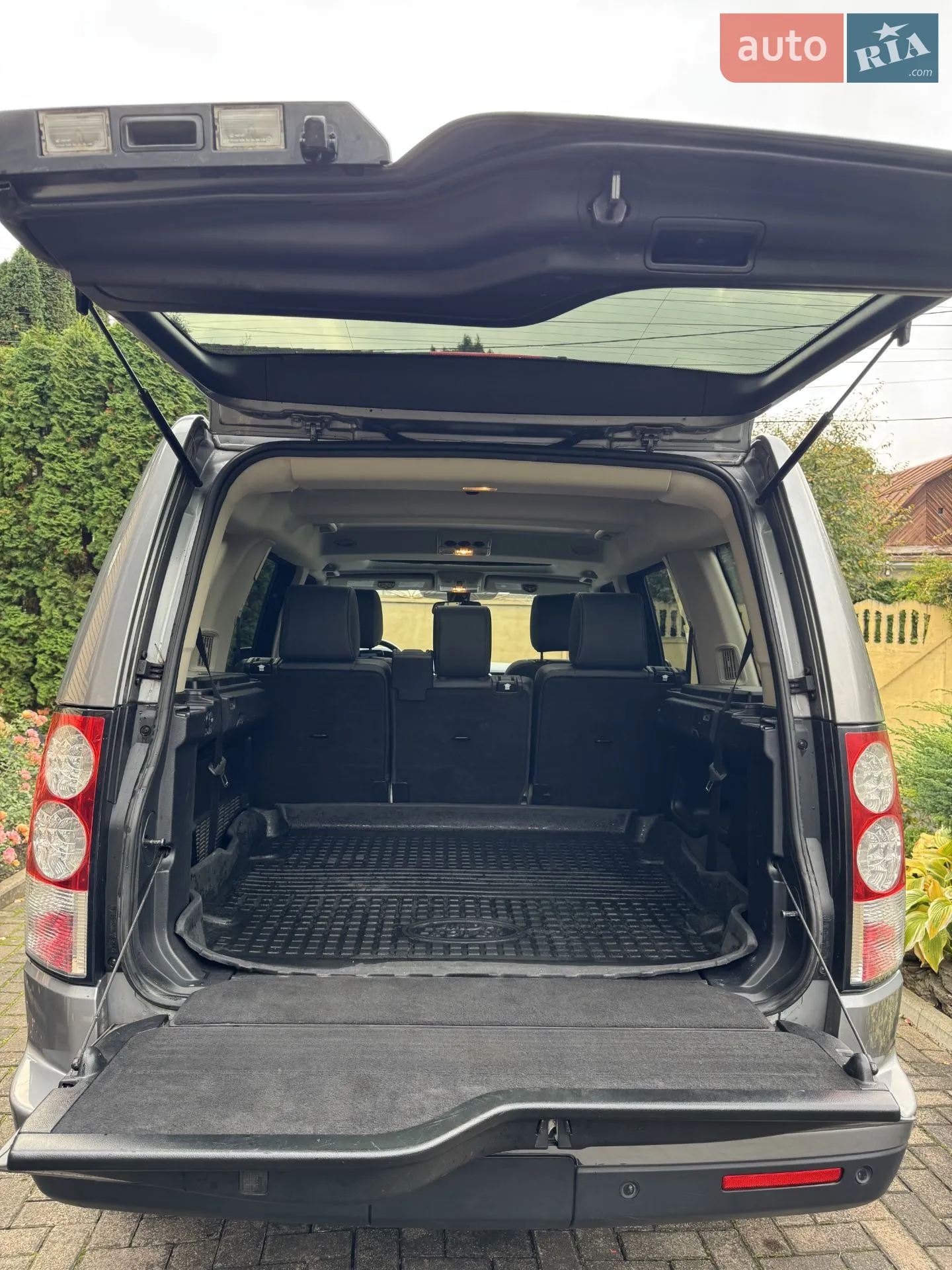 2011 Land Rover Discovery - мініатюра 21