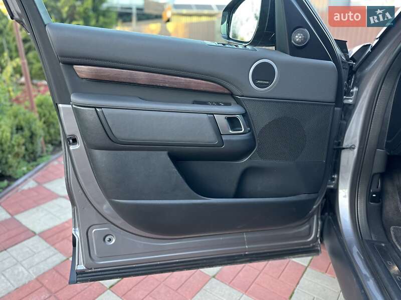 Внедорожник / Кроссовер Land Rover Discovery 2020 в Виннице фото 39 Внедорожник / Кроссовер Land Rover Discovery 2020 в Виннице