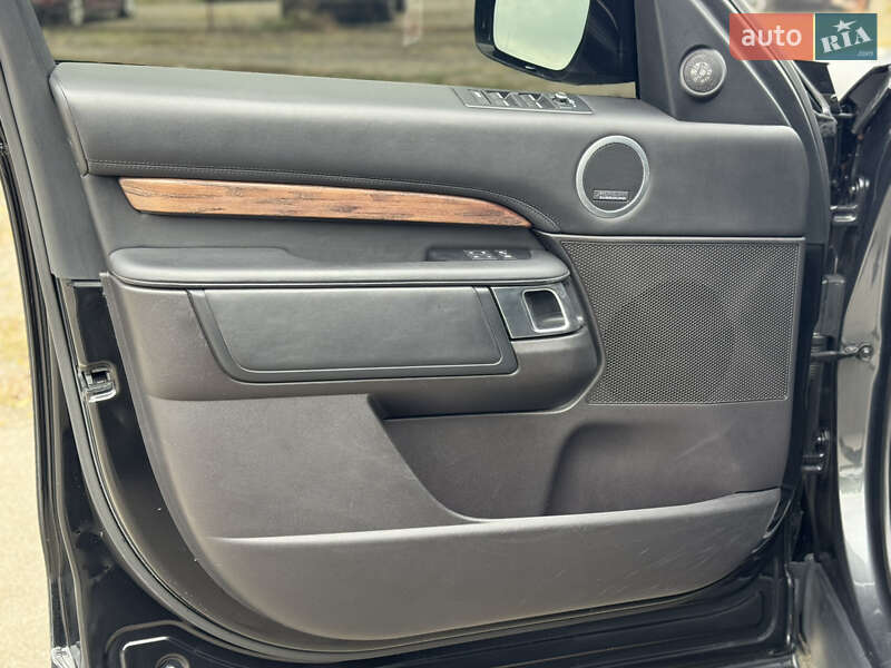 Внедорожник / Кроссовер Land Rover Discovery 2018 в Киеве фото 11 Внедорожник / Кроссовер Land Rover Discovery 2018 в Киеве