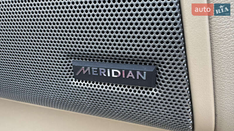 Позашляховик / Кросовер Land Rover Discovery 2016 в Львові