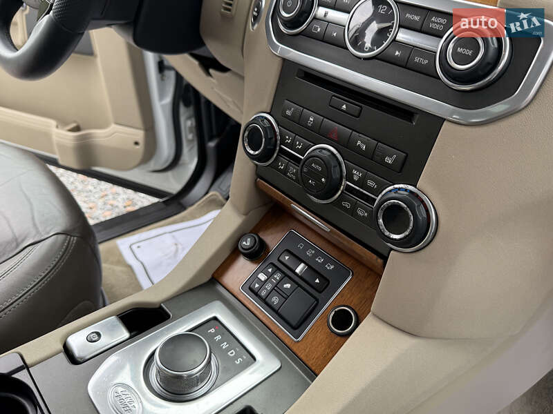 Внедорожник / Кроссовер Land Rover Discovery 2016 в Дрогобыче фото 67 Внедорожник / Кроссовер Land Rover Discovery 2016 в Дрогобыче