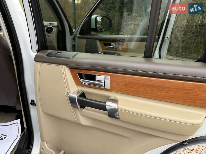 Внедорожник / Кроссовер Land Rover Discovery 2016 в Дрогобыче фото 70 Внедорожник / Кроссовер Land Rover Discovery 2016 в Дрогобыче