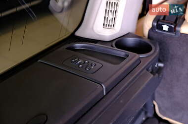 Внедорожник / Кроссовер Land Rover Discovery 2008 в 