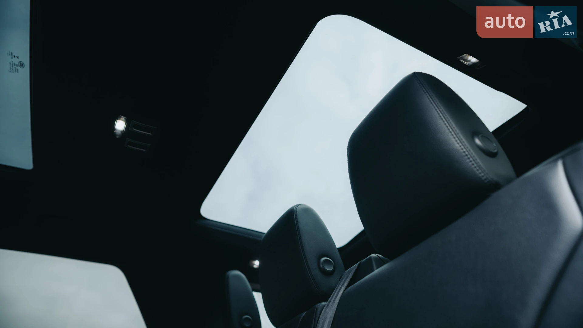 2019 Land Rover Discovery - мініатюра 30