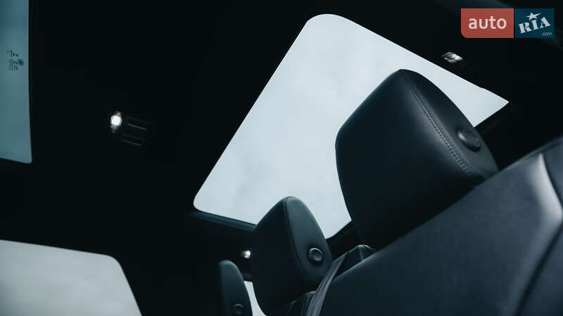 Позашляховик / Кросовер Land Rover Discovery 2019 в Києві фото 30 Позашляховик / Кросовер Land Rover Discovery 2019 в Києві