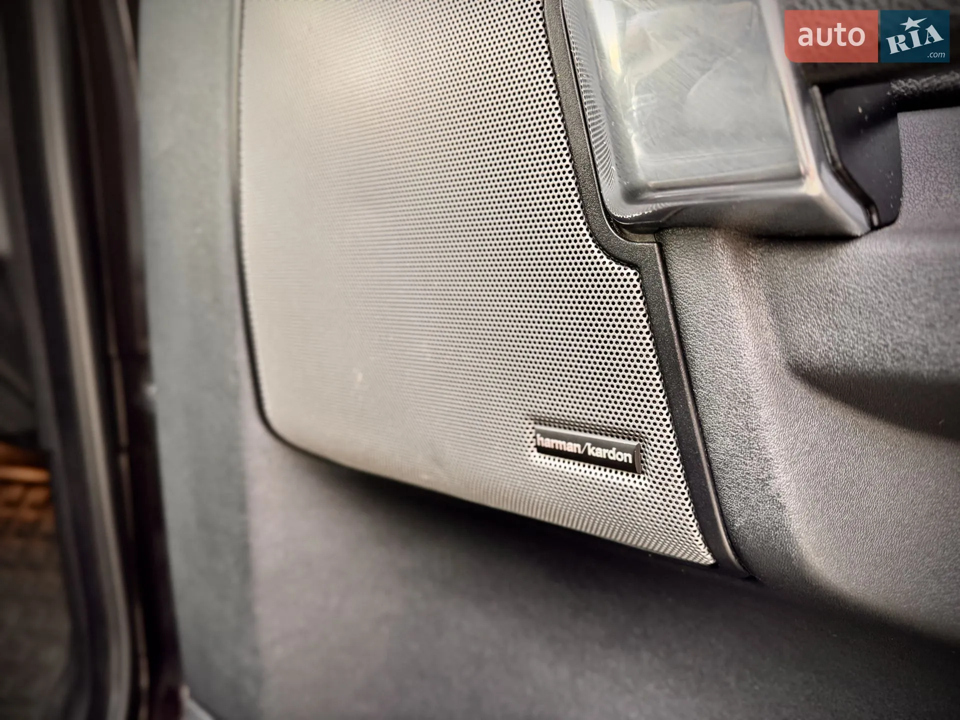 2010 Land Rover Discovery - мініатюра 25