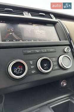 Внедорожник / Кроссовер Land Rover Discovery 2018 в 