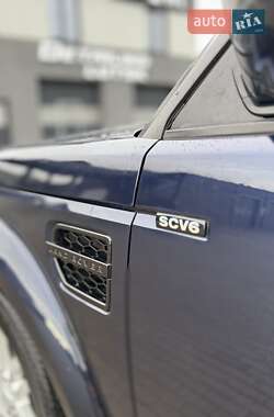 Позашляховик / Кросовер Land Rover Discovery 2016 в  фото 7 Позашляховик / Кросовер Land Rover Discovery 2016 в