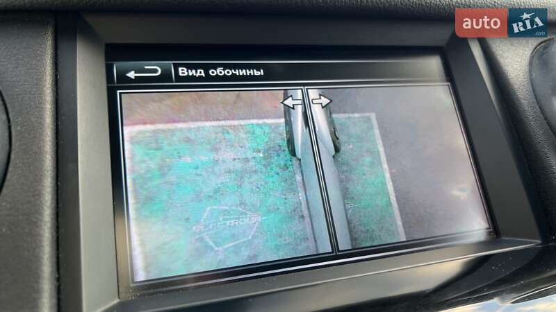 Внедорожник / Кроссовер Land Rover Discovery 2016 в Киеве