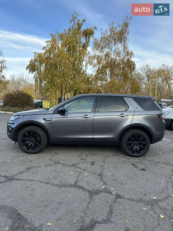 Внедорожник / Кроссовер Land Rover Discovery 2015 в Полтаве