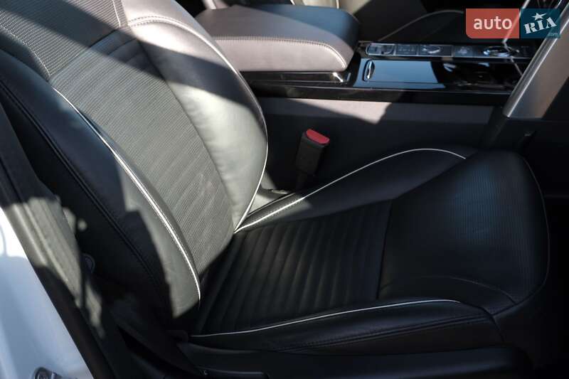 Внедорожник / Кроссовер Land Rover Discovery 2018 в Виннице