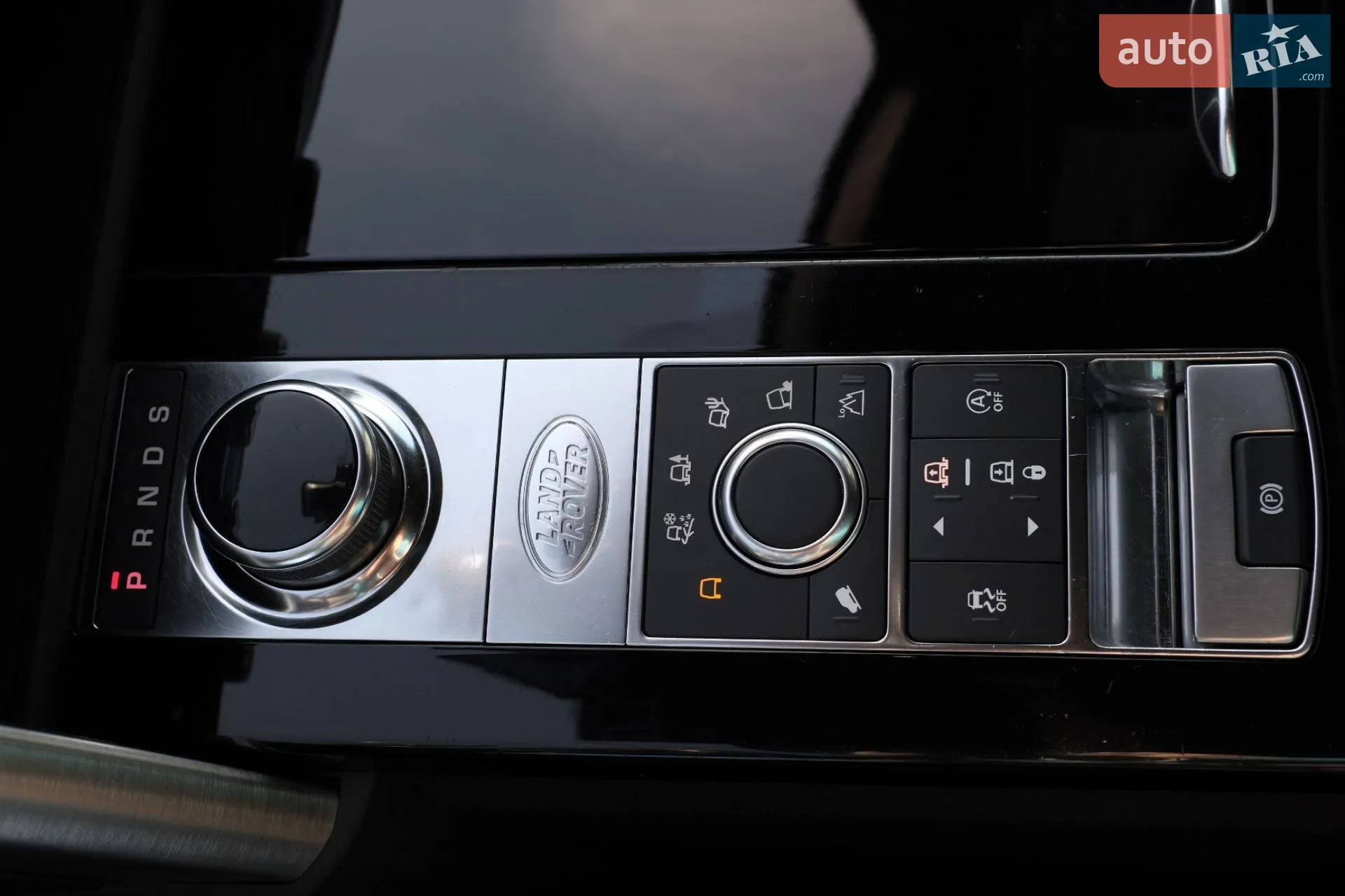 2018 Land Rover Discovery - мініатюра 20