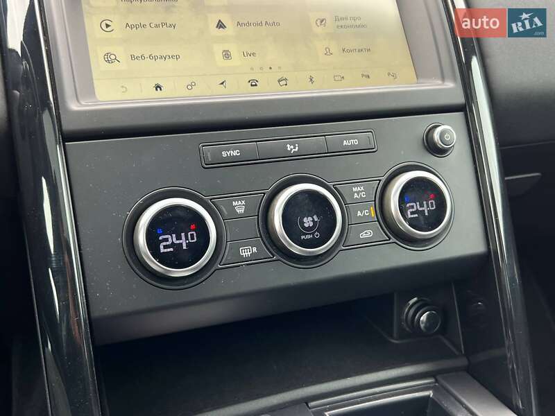 Внедорожник / Кроссовер Land Rover Discovery 2018 в Киеве