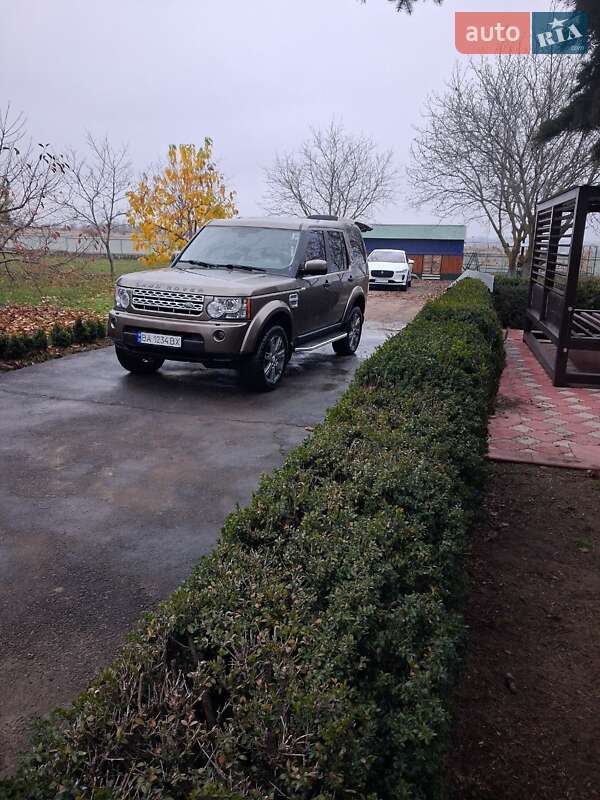 Внедорожник / Кроссовер Land Rover Discovery 2013 в Ольшанке