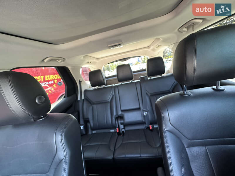 Внедорожник / Кроссовер Land Rover Discovery 2019 в Львове