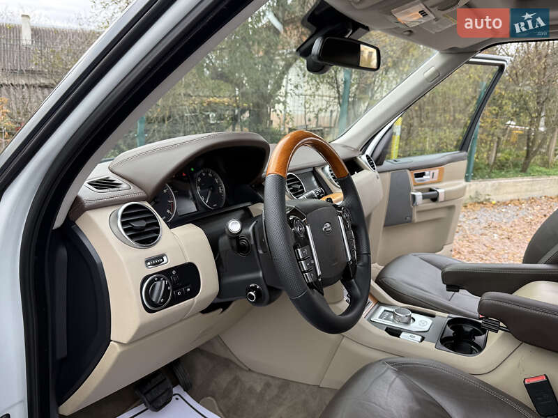 Внедорожник / Кроссовер Land Rover Discovery 2016 в Дрогобыче