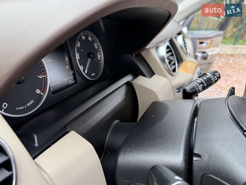 Внедорожник / Кроссовер Land Rover Discovery 2016 в Дрогобыче