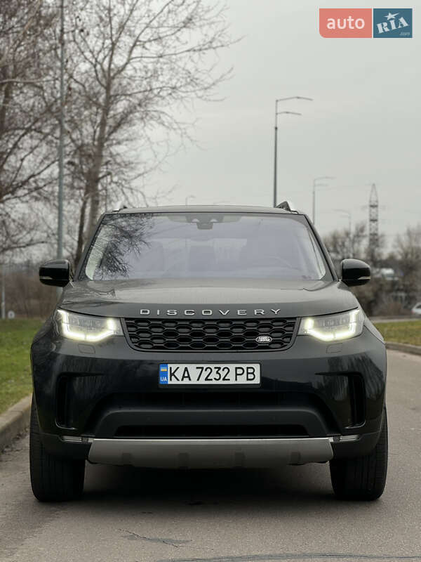 Внедорожник / Кроссовер Land Rover Discovery 2018 в Киеве