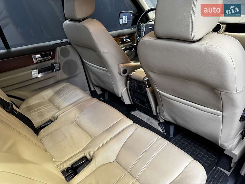 Внедорожник / Кроссовер Land Rover Discovery 2011 в Киеве