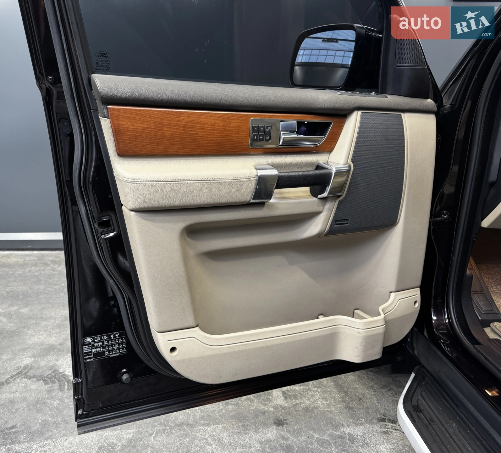 2011 Land Rover Discovery - мініатюра 38