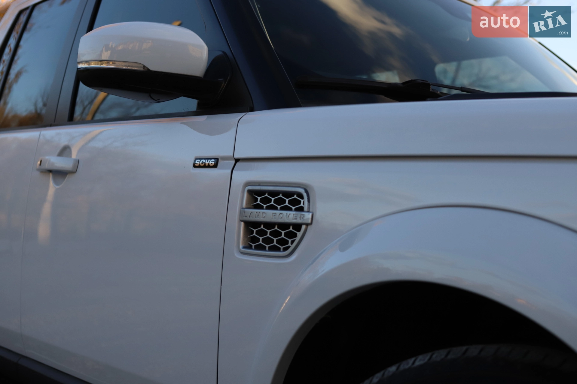 2015 Land Rover Discovery - мініатюра 43