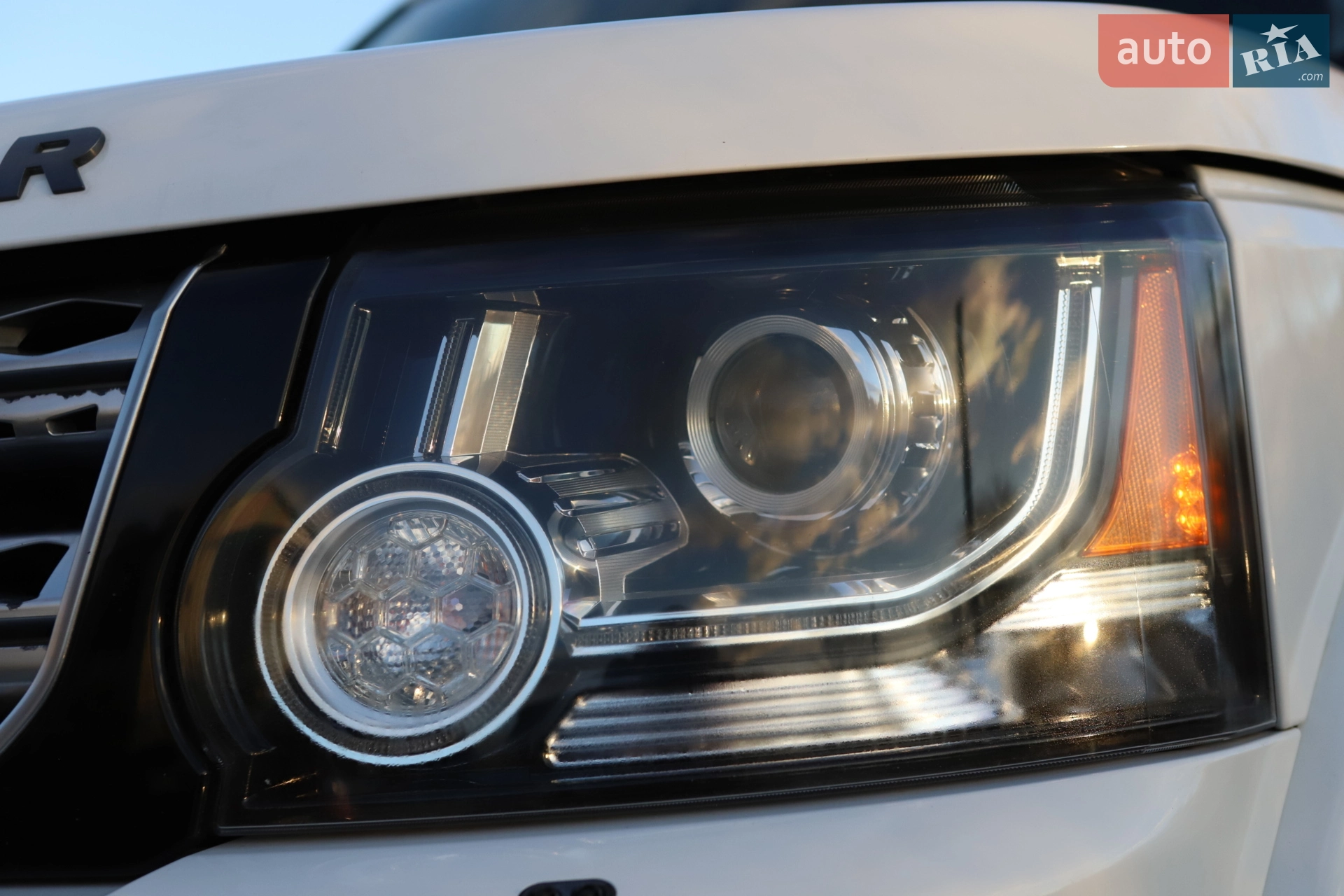 2015 Land Rover Discovery - мініатюра 53