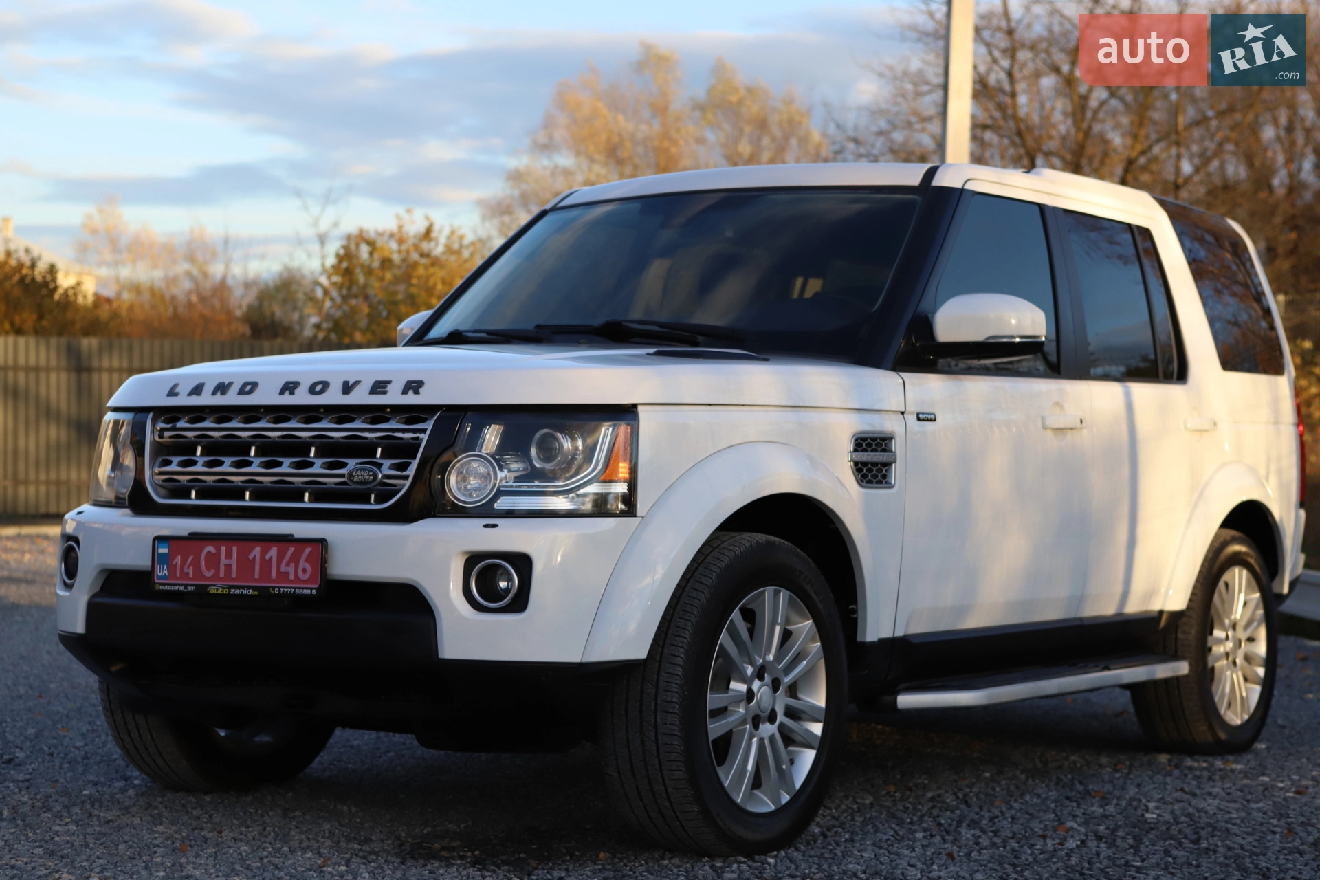 2015 Land Rover Discovery - мініатюра 19