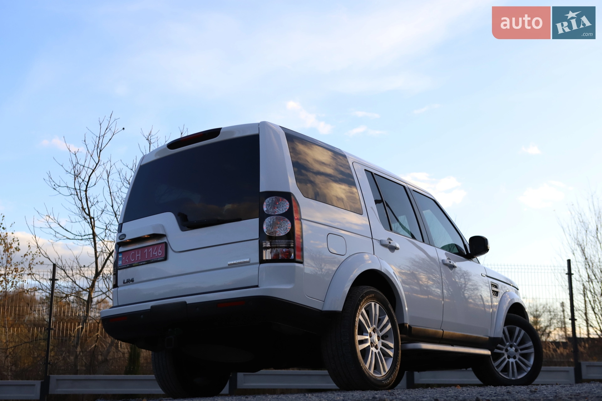 2015 Land Rover Discovery - мініатюра 23