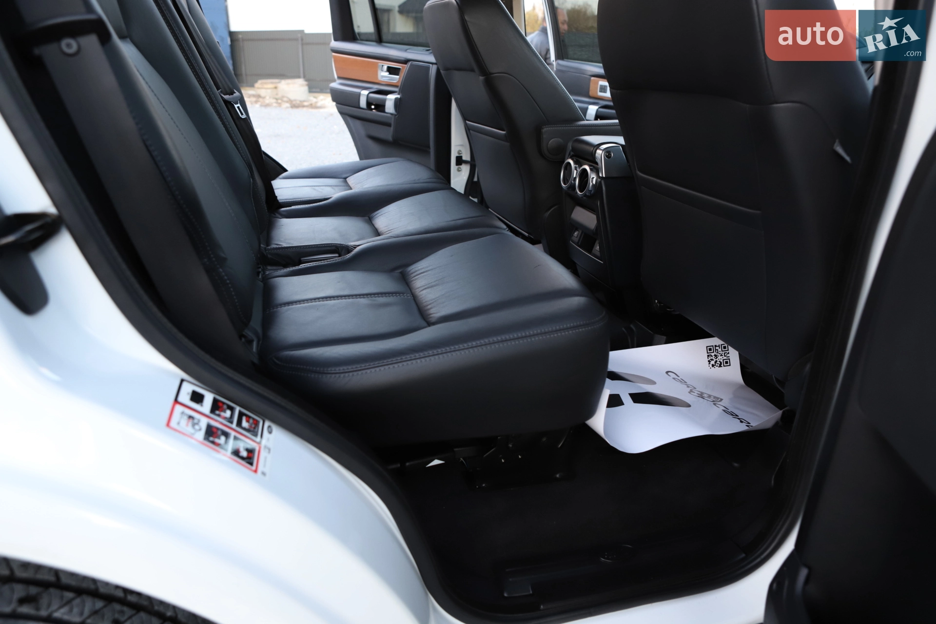 2015 Land Rover Discovery - мініатюра 72